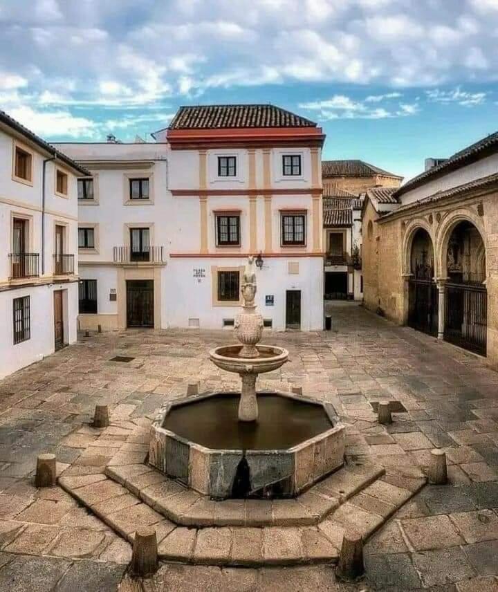 Pension Los Arcos قرطبة المظهر الخارجي الصورة
