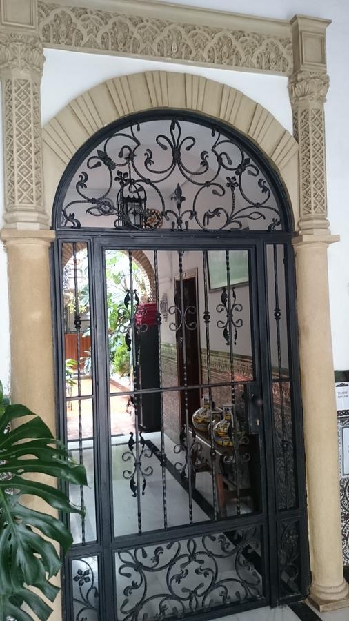 Pension Los Arcos قرطبة المظهر الخارجي الصورة